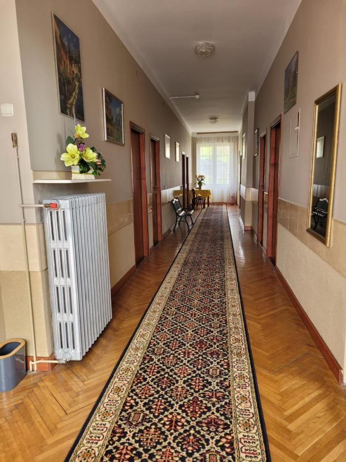 Zajazd Meran Krynica-Zdrój Exterior foto